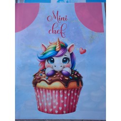 Offrez à votre enfant un tablier unique et joyeux avec notre panneau pour tablier Petite Licorne - Cupcake